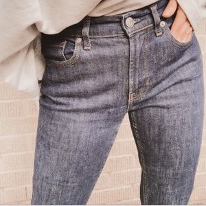 Everlane dark wash mid rise jeans, LIKE NEW